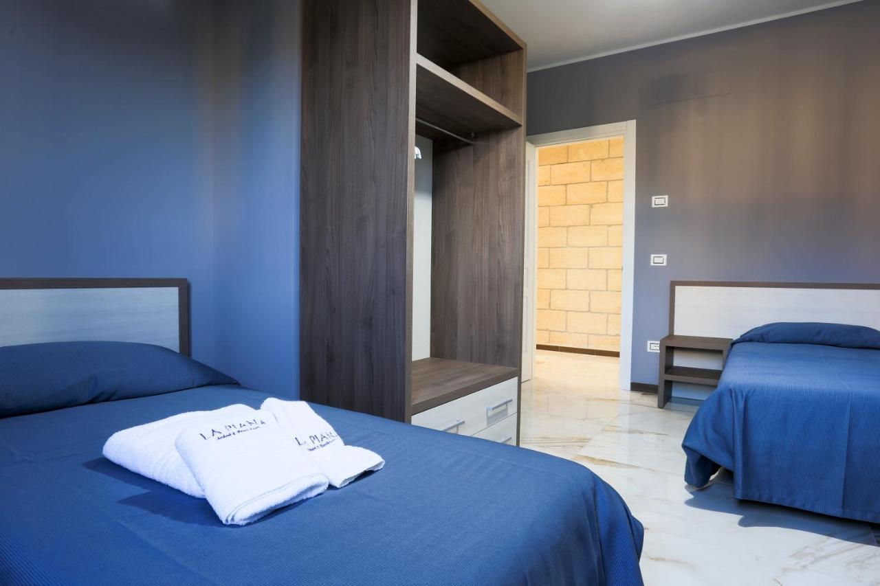 La Piana Hotel Tito Extérieur photo