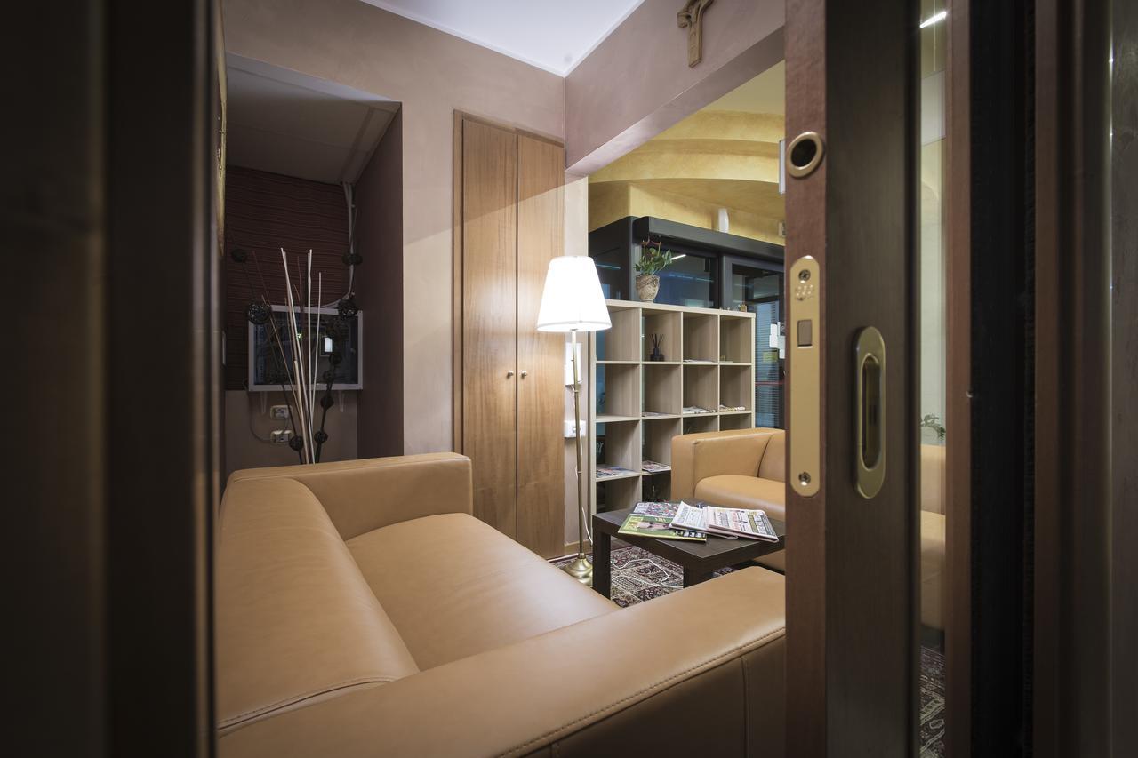 La Piana Hotel Tito Extérieur photo